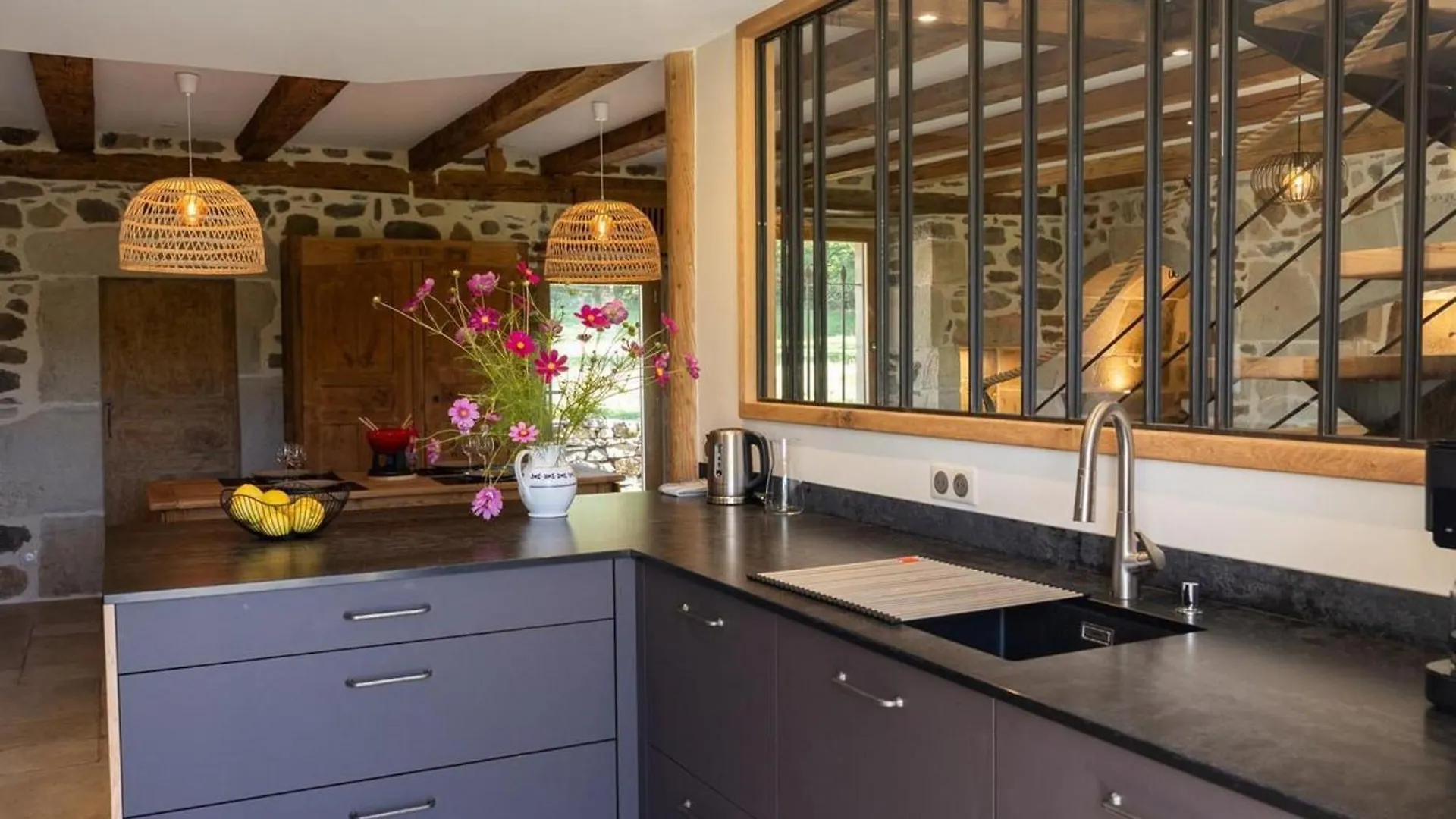Holiday home Charmante Maison De Montagne Renovee, Peche Et Randonnee Au Cantal, 6 Pers, Tout Equipe - Fr-1-742-518 Valette France